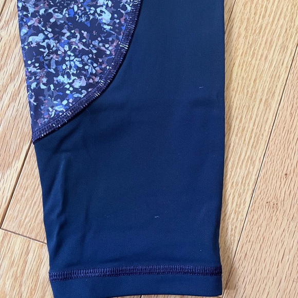 NWOT Athleta Rainer Printed Tight - Picture 7 of 9